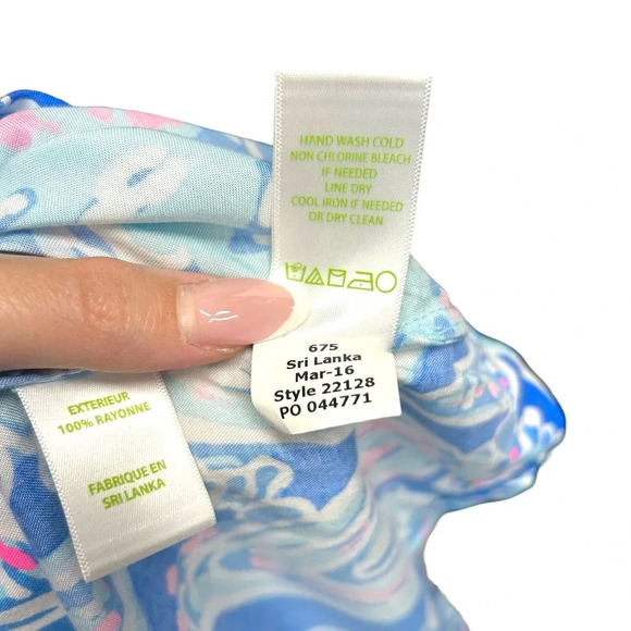 Lilly Pulitzer Sarasota Tunic Top Bay Blue Into the Deep Seashell Print Size‎ XS - Picture 9 of 9